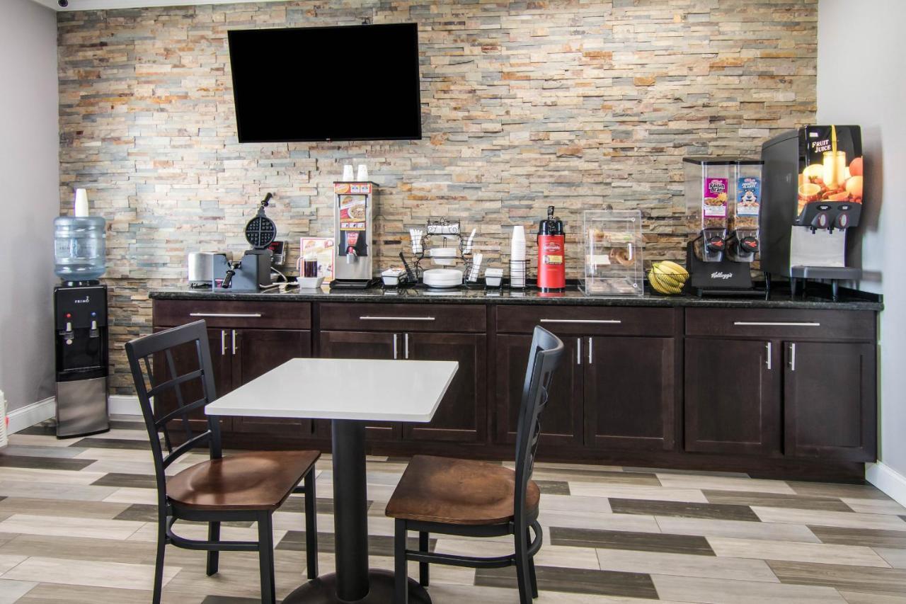 Americas Best Value Inn Perry Exterior foto